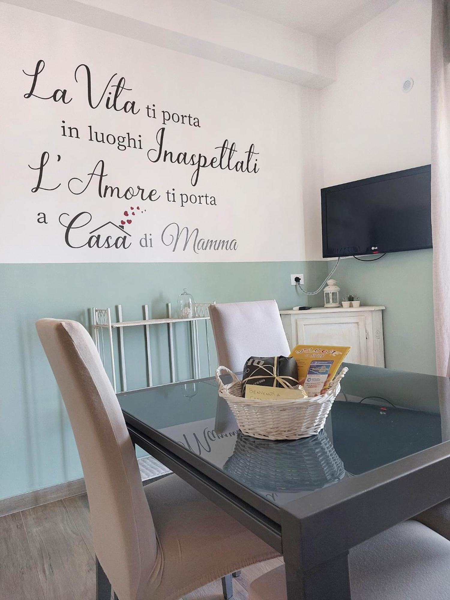 A Casa Di Mamma Apartment *